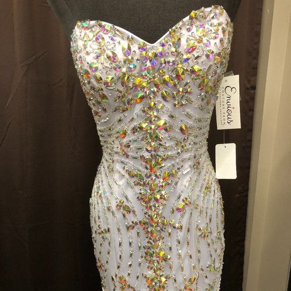 Wow $235 Mermaid Gown by Envious size 4 White LAST REDUCTION NEED SALES - Picture 16 of 16